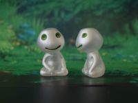 Декоративная флюаресцентная Фигурка Кодама №02, светящаяся в темноте