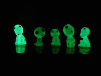 Декоративна Фігурка Кодама №03 , що світиться у темряві