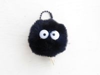 Сувенір пухнастий Брелок Сусуватарі 5см