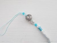 Подвеска, украшение Колокольчик спокойствия №005 серебряный с Бело-Бирюзовой кисточкой