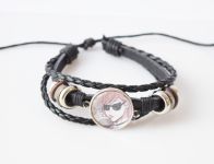 Браслет тройной №004-0023 Yarichin Club чёрный с кабошоном 20 мм