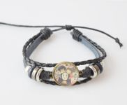 Браслет тройной №004-0026 Studio Ghibli Spirited Away чёрный с кабошоном 20 мм