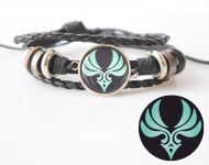 Браслет тройной №004-0030-2 Genshin Impact Анемо  (на черном), чёрный с кабошоном 20 мм