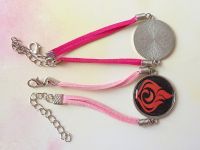 Браслет №006-0035-2 Genshin Impact Пиро (на черном), замшевый с кабошоном 25 мм