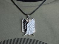 Кулон Attack on Titan логотип герб розвідкорпусу Атака титанів зі шнурком, №0001 