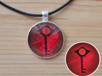 Кулон Ключ Hazbin Hotel №945-0231 , 25мм, з чорним шнурком