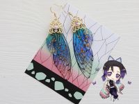 Серьги Крылья фиолетово-синие Шинобу Кочо Клинок, рассекающий демонов №0049 Kimetsu no Yaiba швензы крючки , поталь