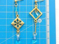 Сережки Кріо Genshin Impact №0031 (швензи гвоздики), 1 пара