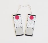 Серьги Танджиро Камадо Клинок, рассекающий демонов №0009-1 Kimetsu no Yaiba (швензы гвоздики), 1 пара