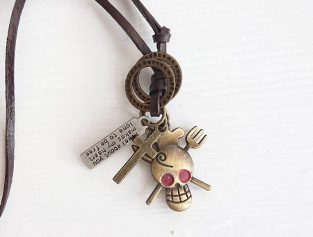 Кулон One Piece Санджі з черепом Кок №0027 на шкіряному шнурку