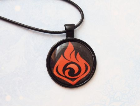 Кулон Genshin Impact ПІРО (на чорному) №944-0035, 25мм, з чорним шнурком