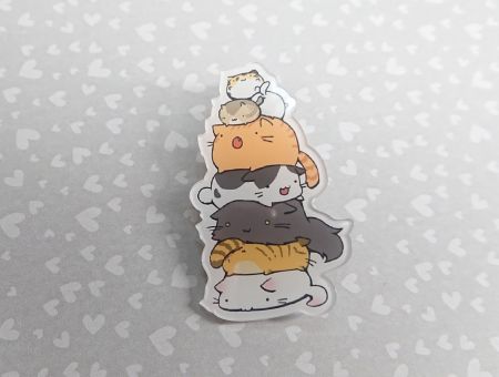 Значок акриловий фігурний Гора котів