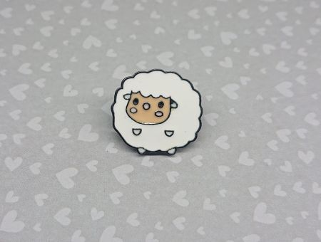 Значок фігурний з застібкою-піном Овечка ПІН-0007-41