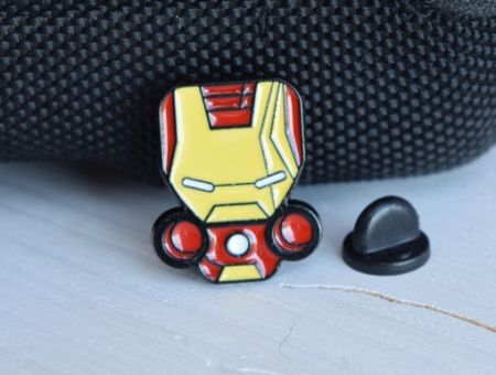 Значок Залізна людина Iron man фігурний з застібкою-піном Марвел ПИН-0007-6