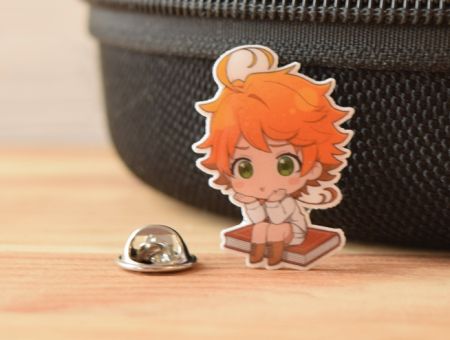 ПИН-0017-1 Эмма The Promised Neverland фігурний з застібкою-піном 