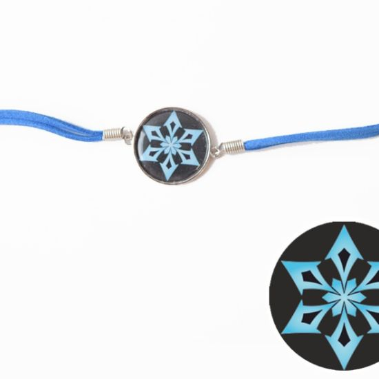 Браслет №006-0031-2 Genshin Impact Крио (на черном), замшевый с кабошоном 25 мм Браслет №006-0031-2 Genshin Impact Крио (на черном), замшевый с кабошоном 25 мм
