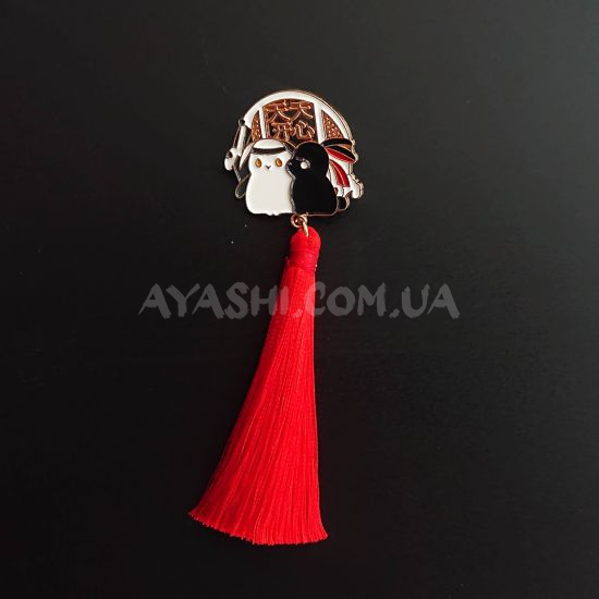 Значок PIN-0007-106 Mo Dao Zu Shi Кролики с красной кисточкой  Значок PIN-0007-106 Mo Dao Zu Shi Кролики с красной кисточкой 