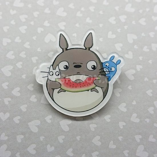 Значок акриловый фигурный Totoro БУЛ-0014-01 тоторо с арбузиком Значок акриловый фигурный Totoro БУЛ-0014-01 тоторо с арбузиком